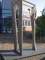 d576093975