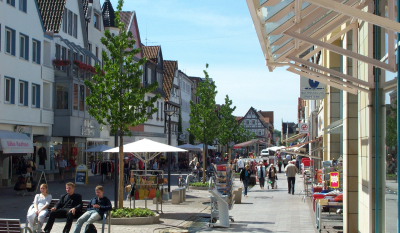 Blick in die Fußgängerzone Fussgaengerzone Rinteln 007